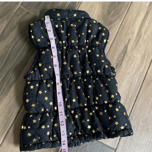 Healthtex 5T winter puffer vest - Picture 3 of 3